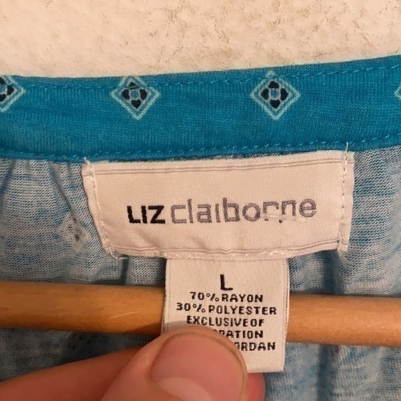 LIZ CLAIBORNE BLUE SHORT SLEEVE BLOUSE LARGE - Picture 2 of 3